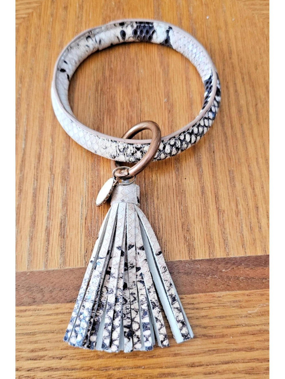 Oversized SNAKESKIN Design Tassel Wristlet Keychain Women's Bracelet